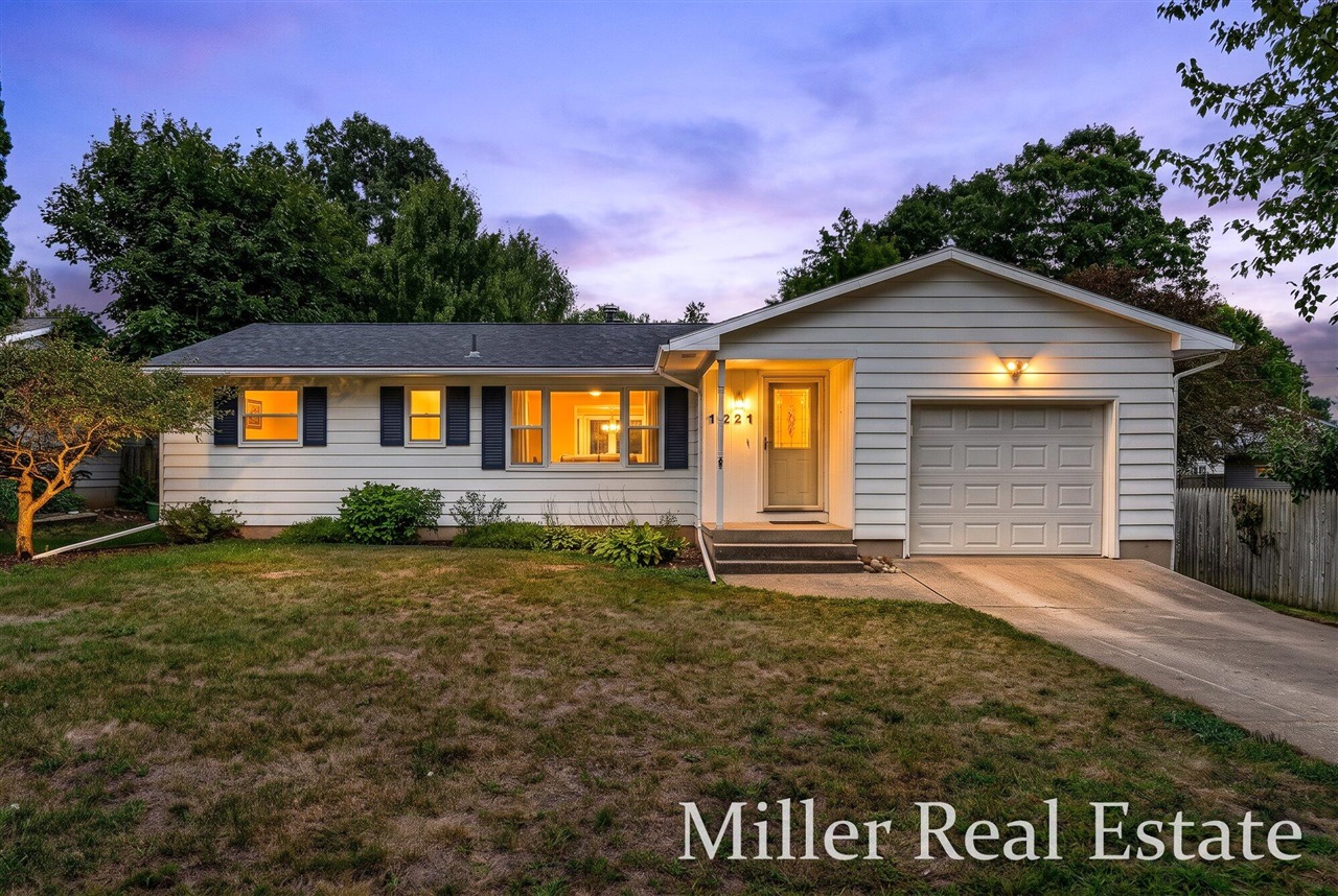 1221 N Hanover Street Property Photo 1