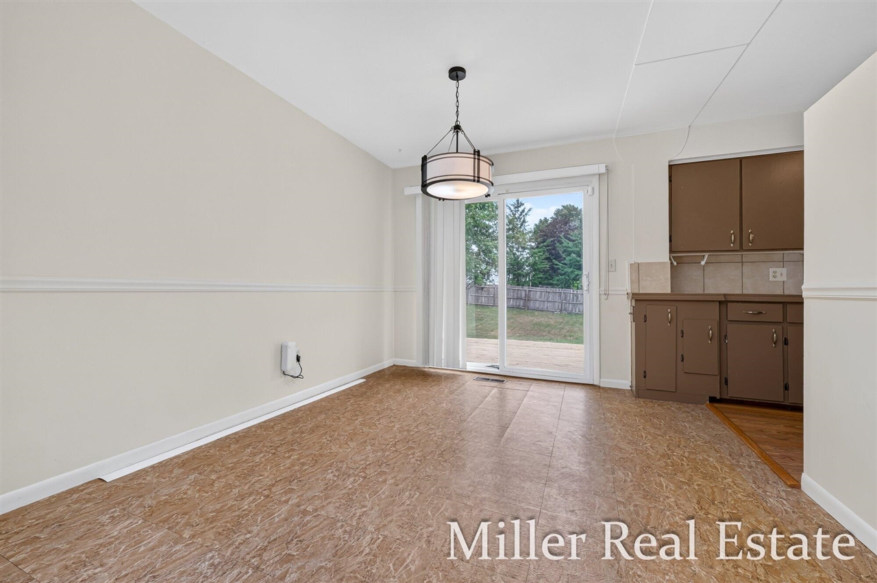 1221 N Hanover Street Property Photo 6