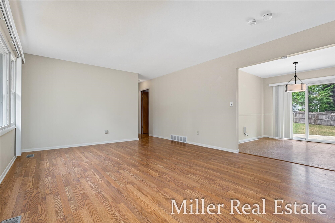 1221 N Hanover Street Property Photo 7