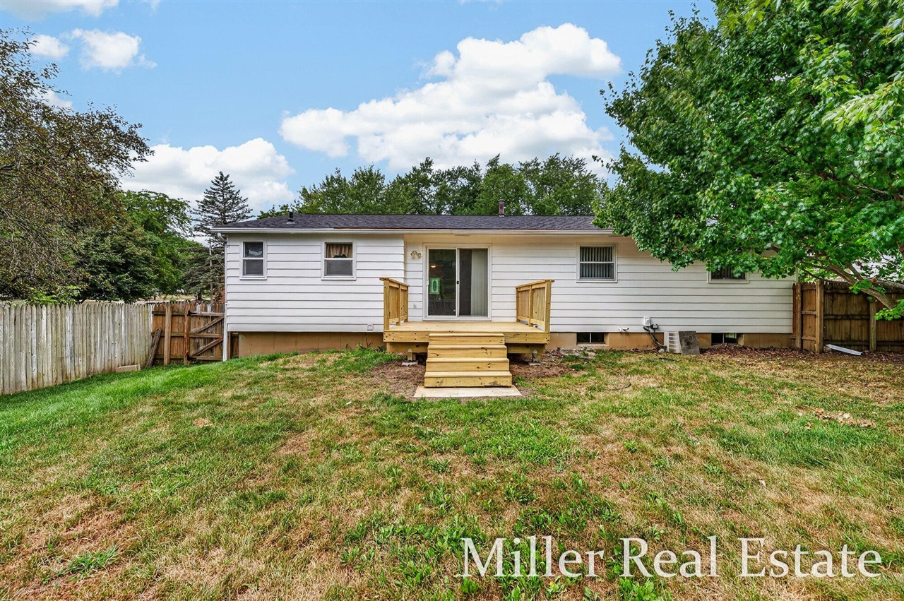1221 N Hanover Street Property Photo 24
