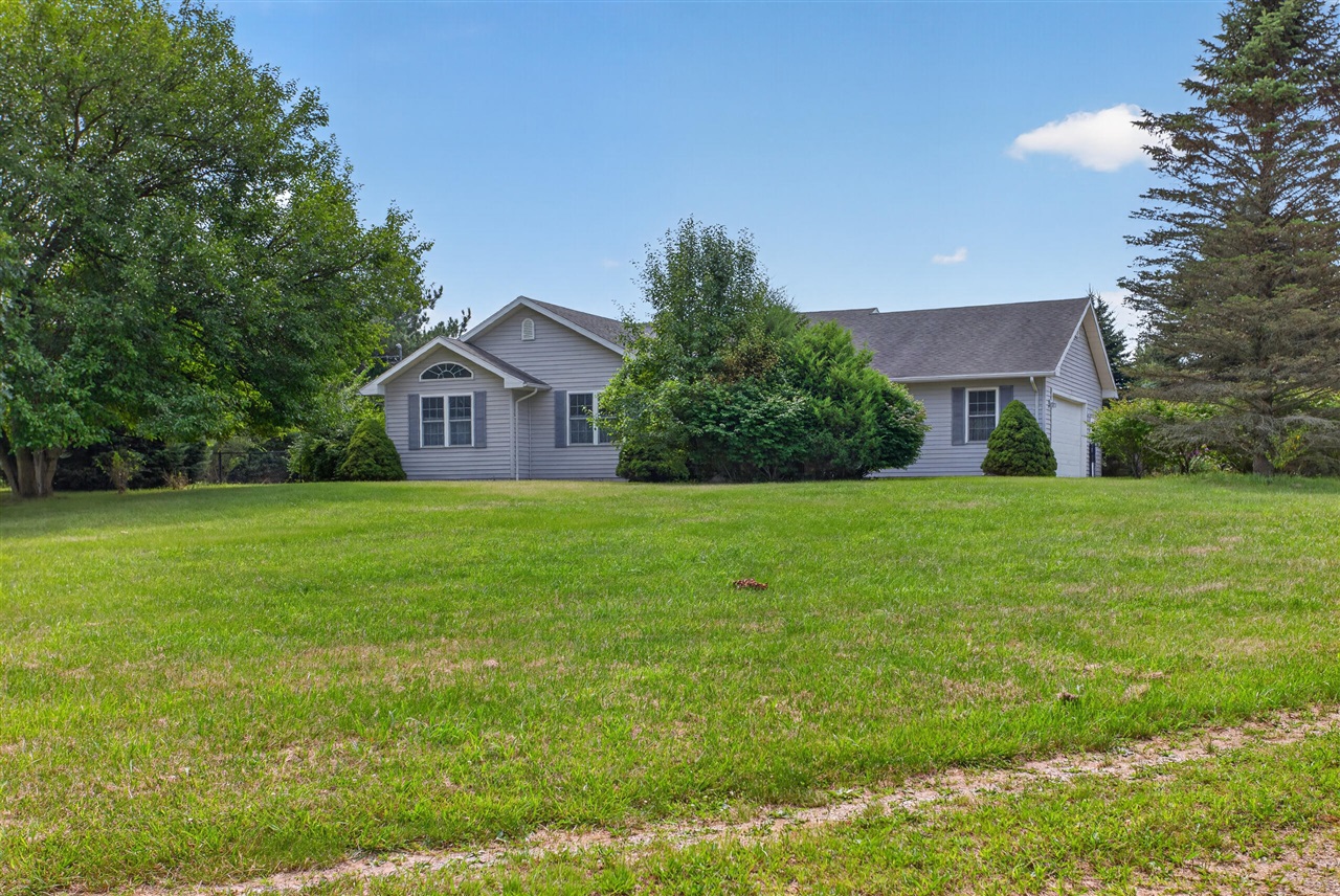 10909 Waterloo-munith Road Property Photo 1