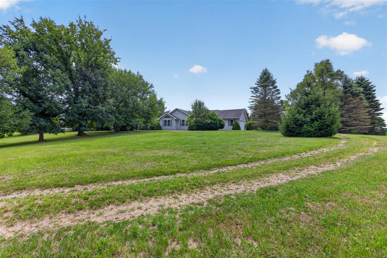 10909 Waterloo-munith Road Property Photo 2