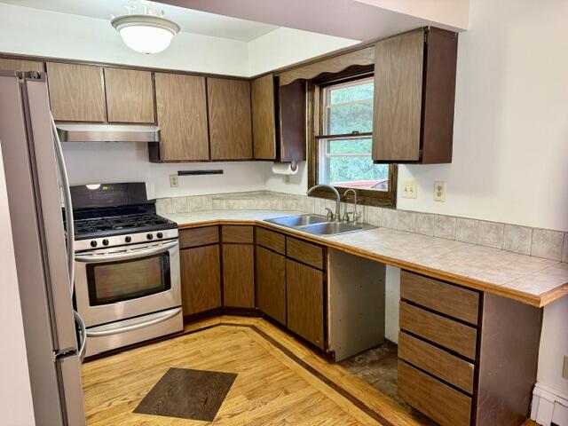 711 E North Drive Property Photo 5