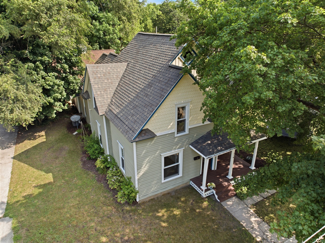 314 E Coffren Avenue Property Photo 39