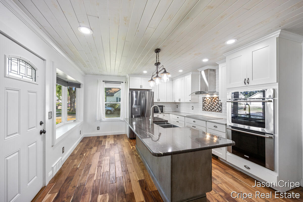 5666 Park Avenue Property Photo 3