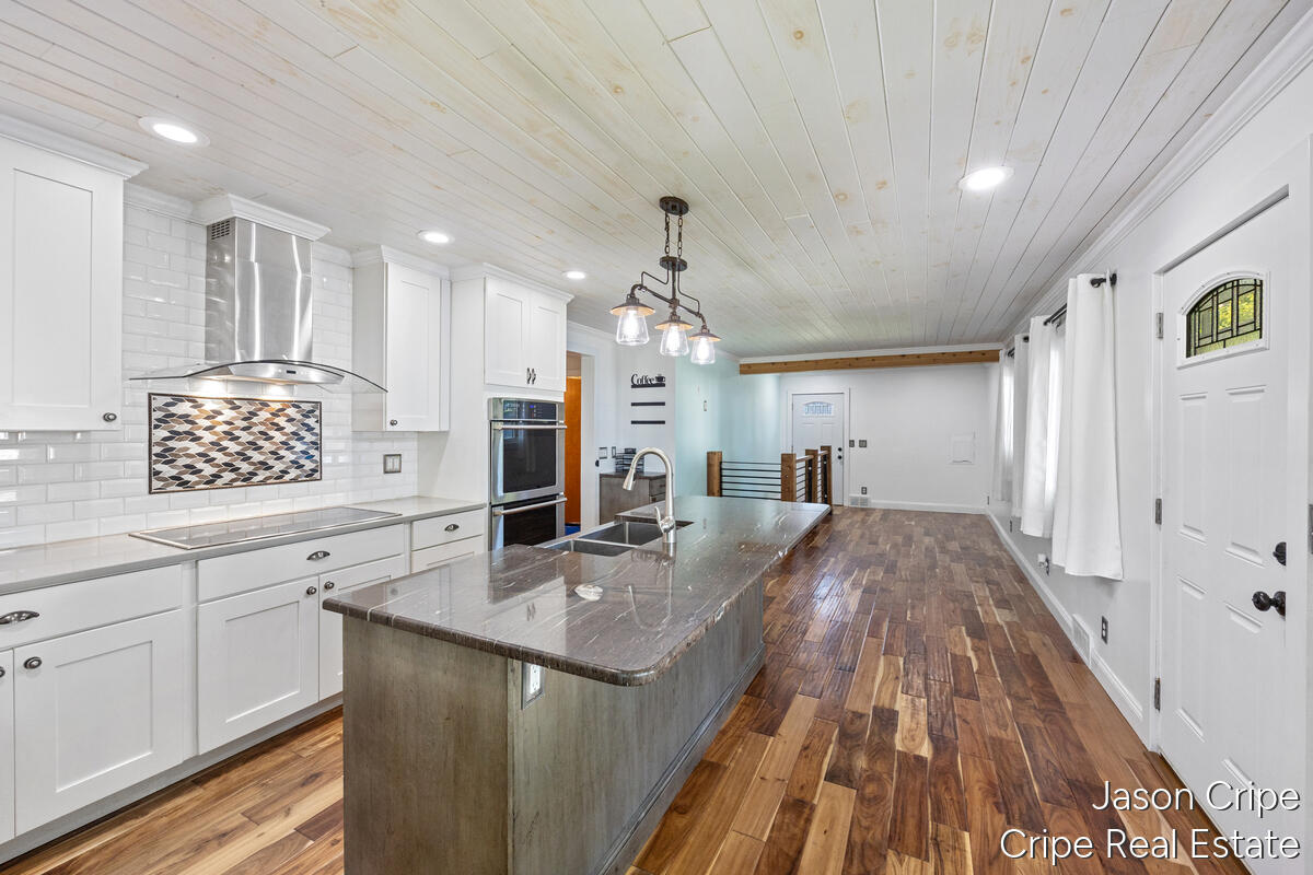 5666 Park Avenue Property Photo 4