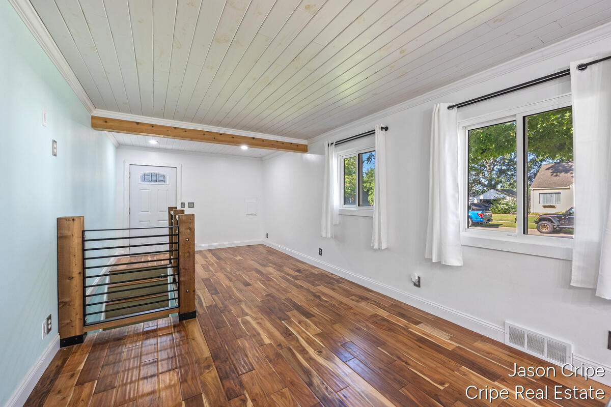 5666 Park Avenue Property Photo 8
