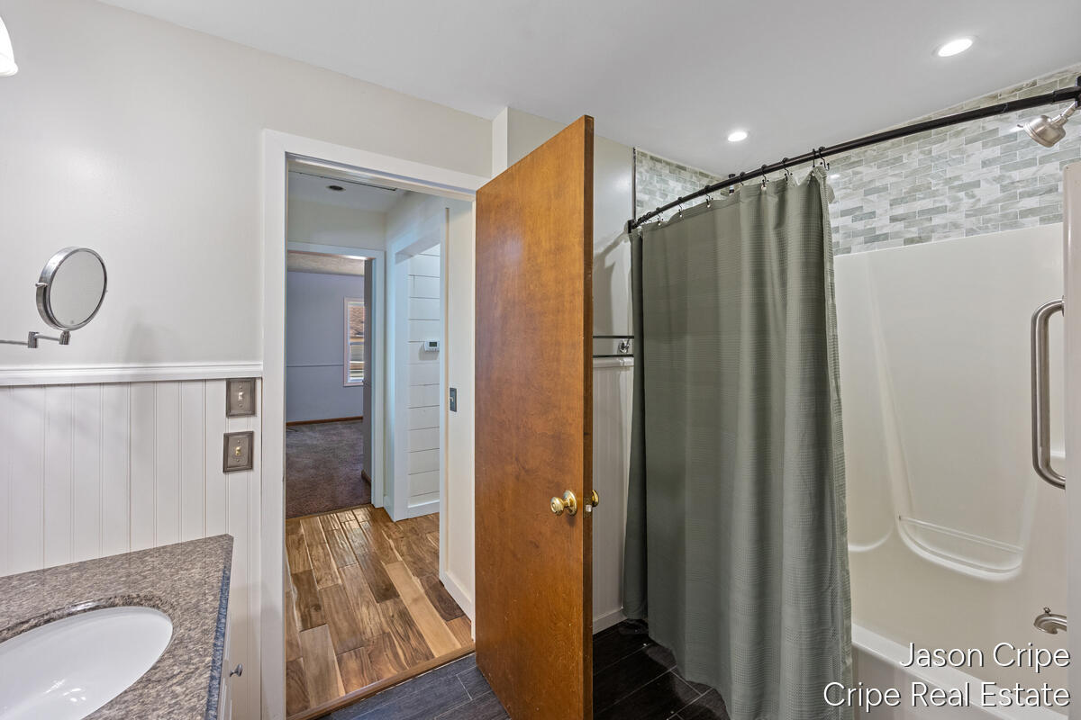 5666 Park Avenue Property Photo 10