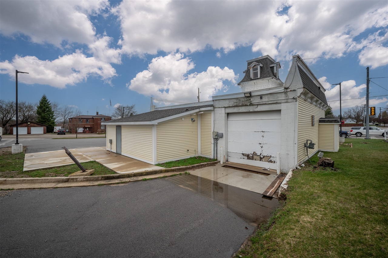 508 E Houghton Avenue Property Photo 17