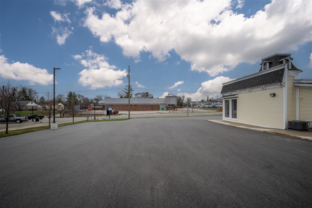 508 E Houghton Avenue Property Photo 18