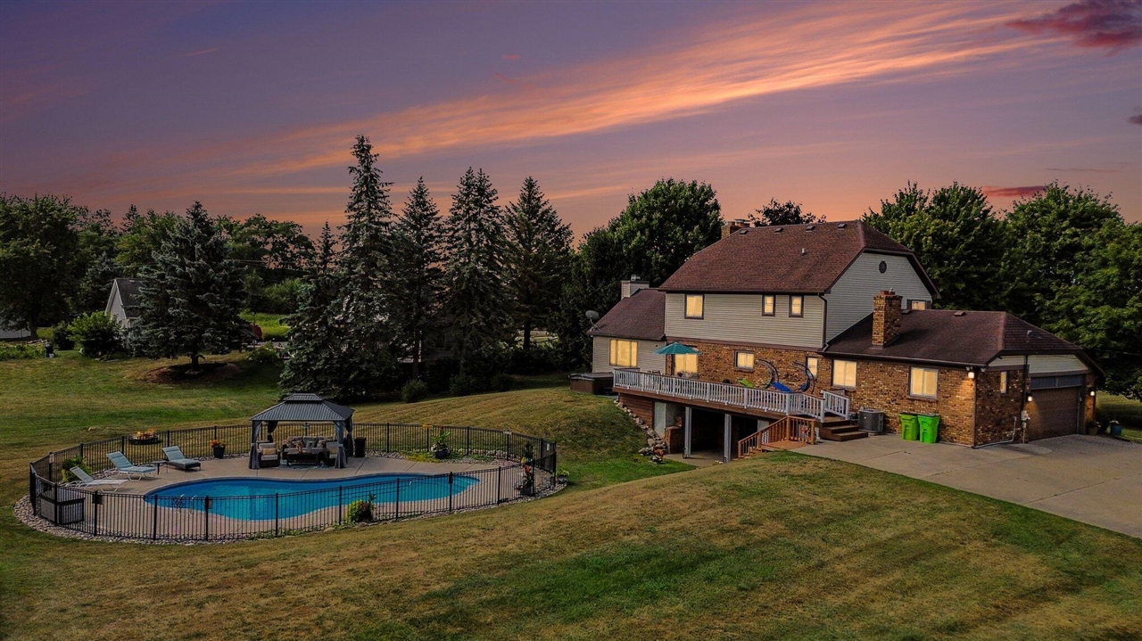 1900 Oak Grove Road Property Photo 31