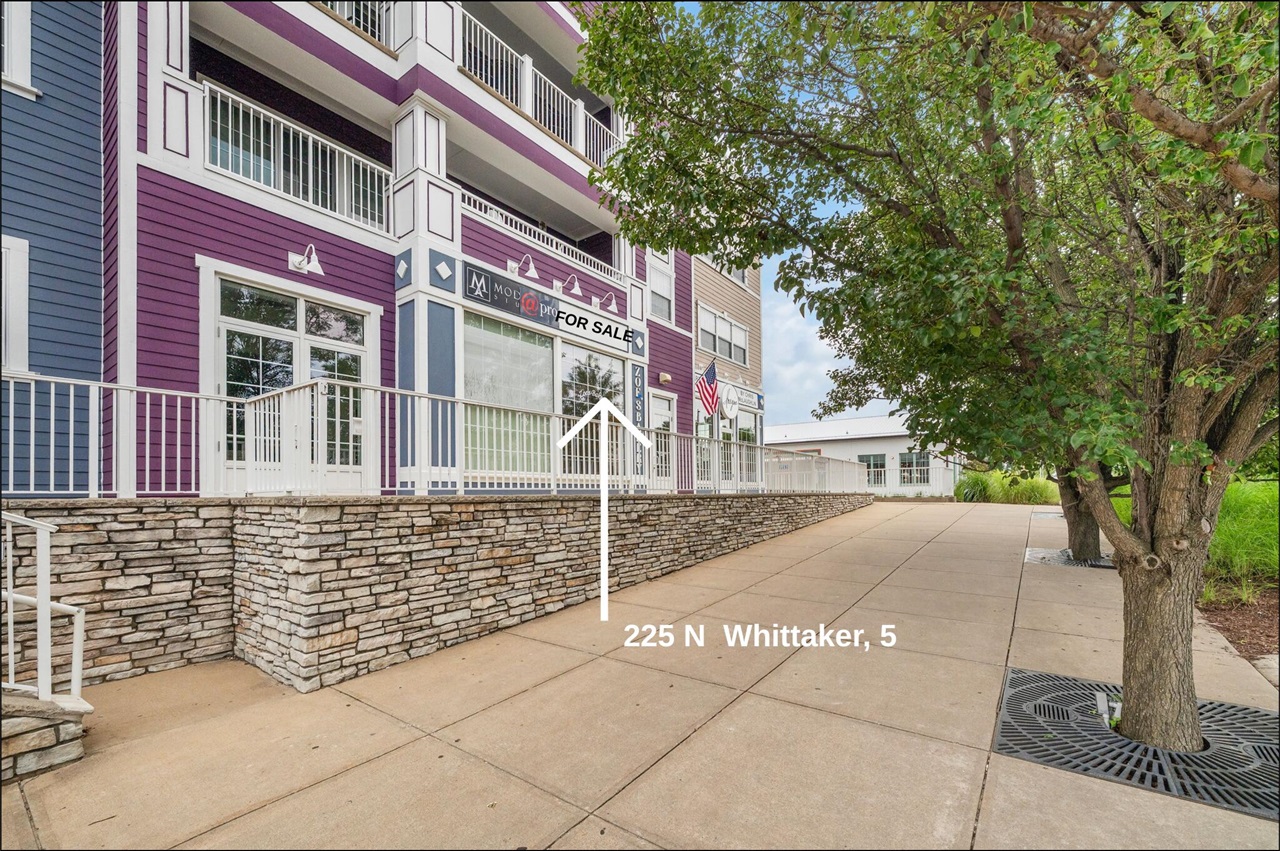 225 N Whittaker Street Property Photo 42