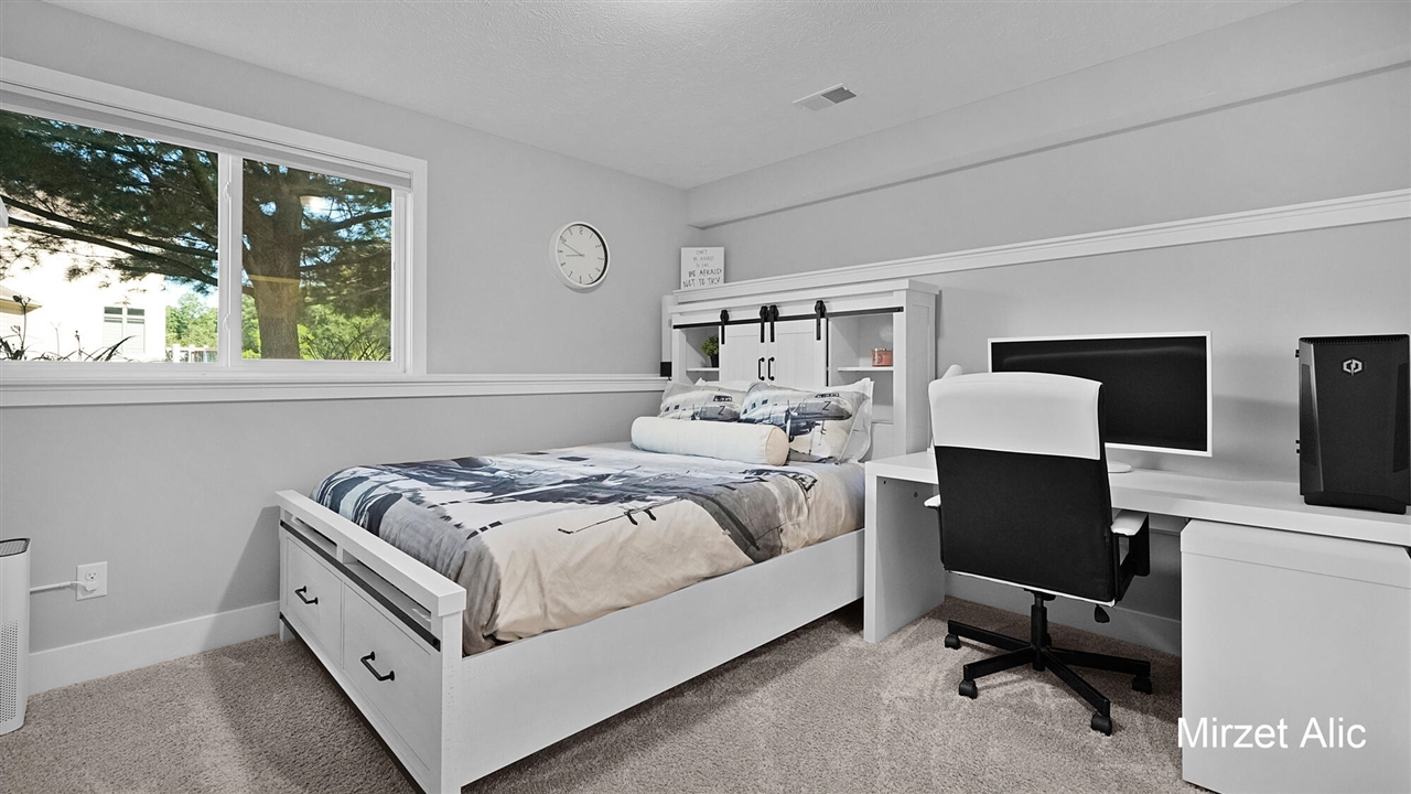 5220 Canyon River Drive Property Photo 38