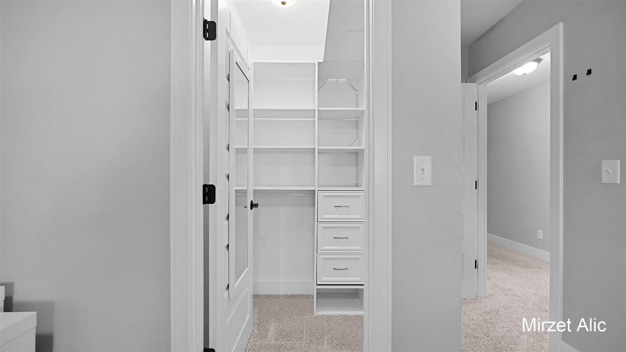 5220 Canyon River Drive Property Photo 39