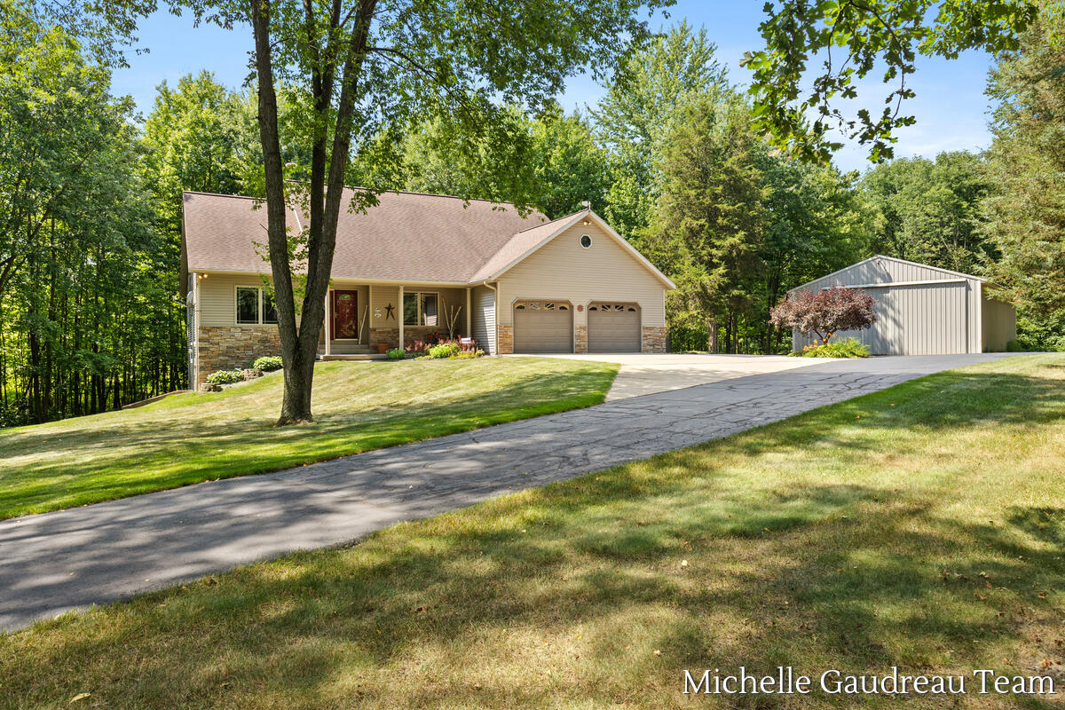 6244 Black Creek Drive Property Photo 1