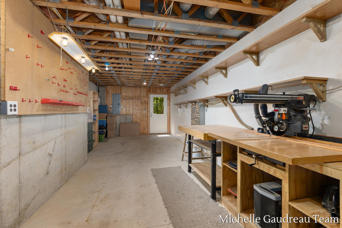 6244 Black Creek Drive Property Photo 39