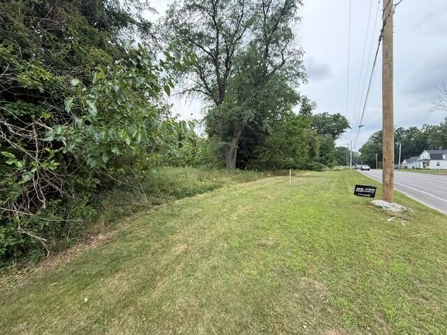 802 E Main Street Property Photo 4