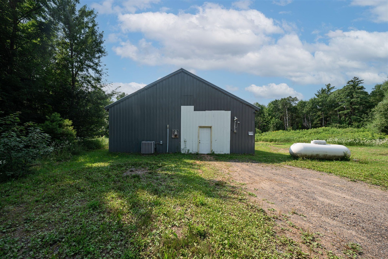 23105 Prickett Property Photo 6