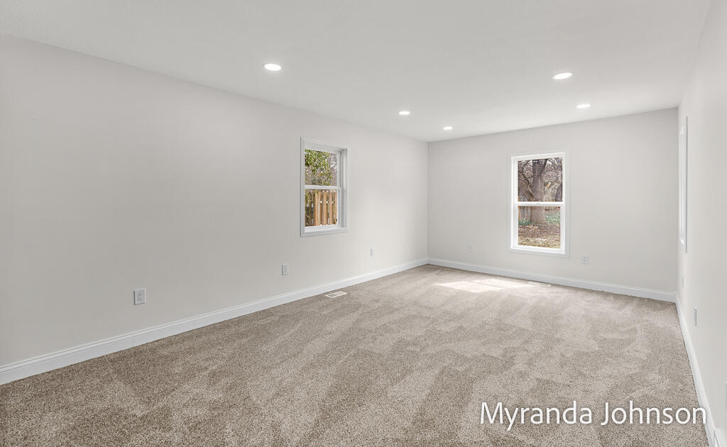 14661 Mercury Drive Property Photo 21