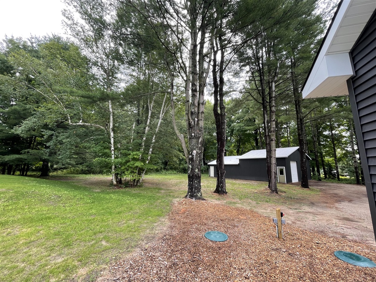 8279 Cherry Avenue Property Photo 9