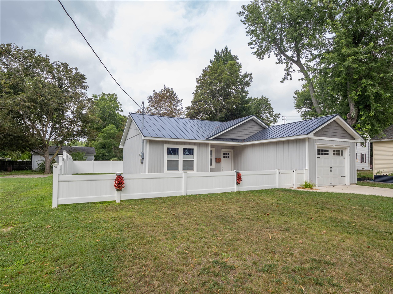 314 S Linden Street Property Photo 1