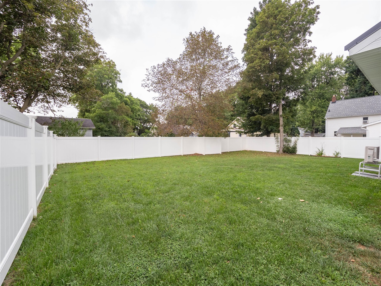 314 S Linden Street Property Photo 18