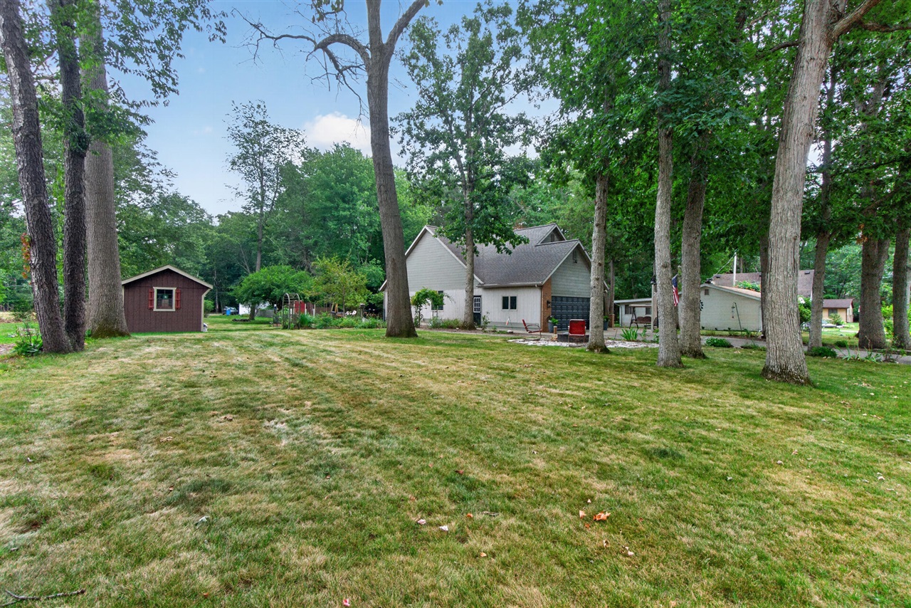 11691 Bradley Drive Property Photo 17