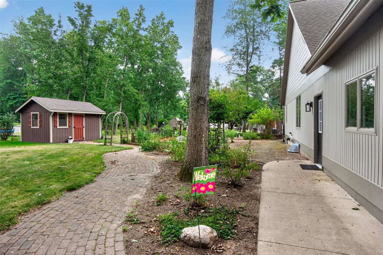 11691 Bradley Drive Property Photo 18