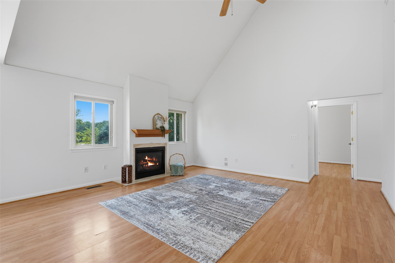 5983 Munger Road Property Photo 6