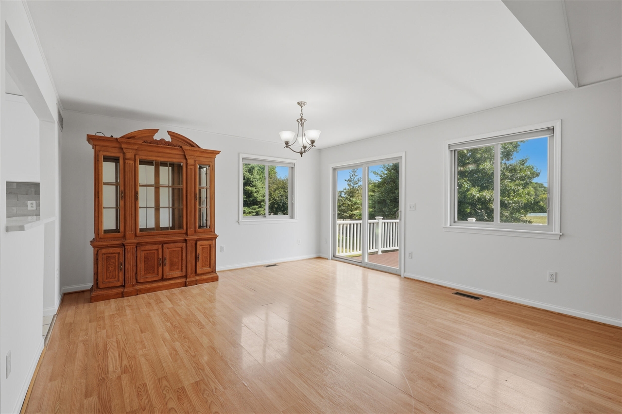 5983 Munger Road Property Photo 10