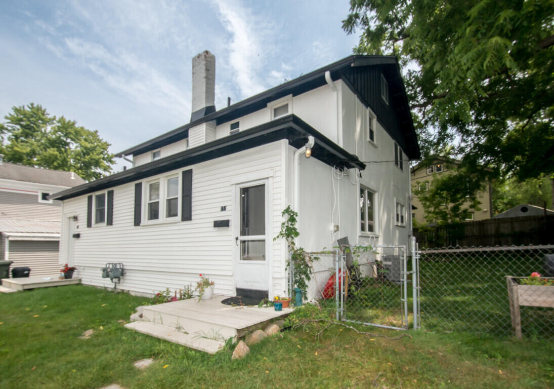 151 & 153 Jackson Street Property Photo 2