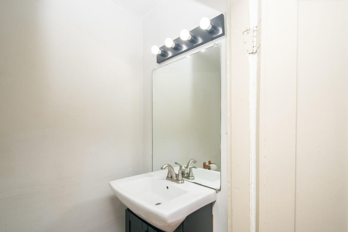 151 & 153 Jackson Street Property Photo 12