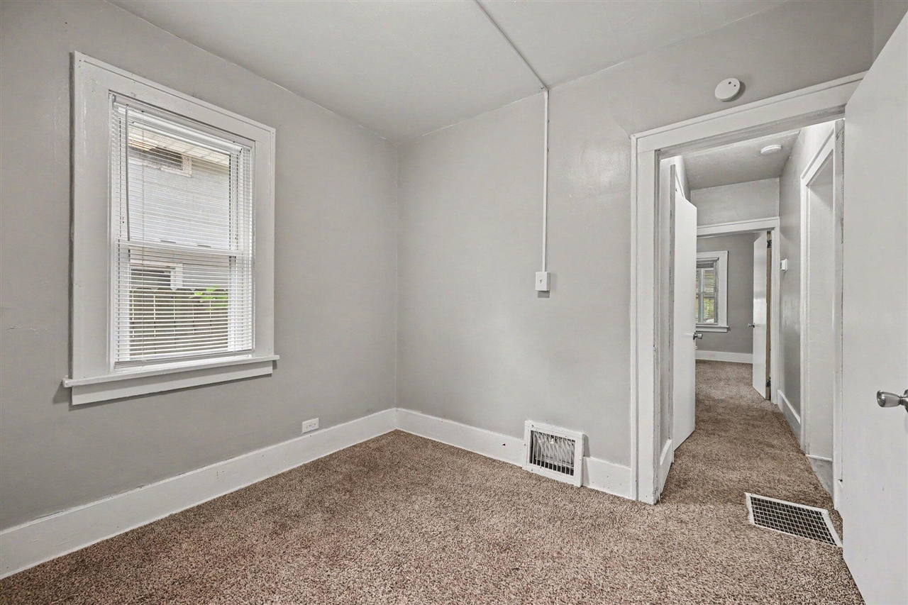 414 Trimble Avenue Property Photo 8