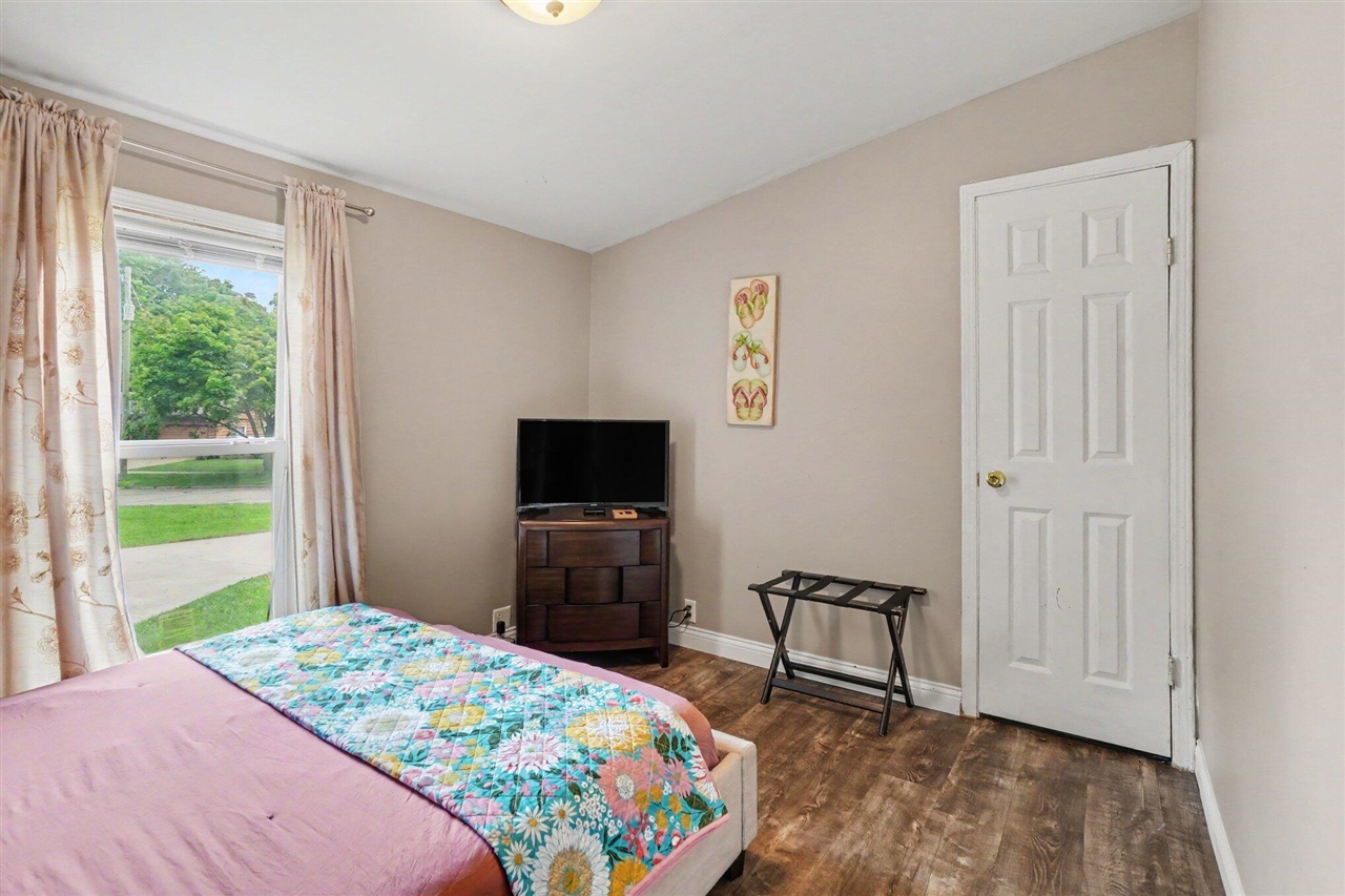 533 Humphrey Street Property Photo 18