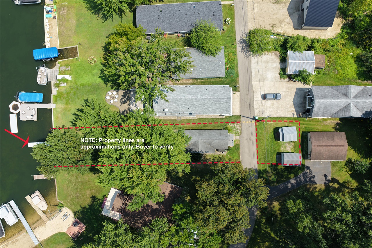 33418 Inn-d-inn Drive Property Photo 12