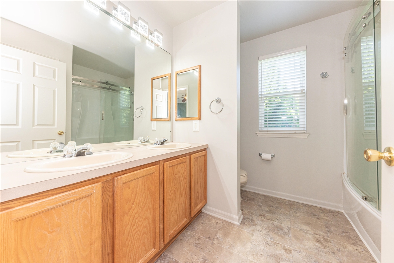 7575 Warwick Drive Property Photo 20