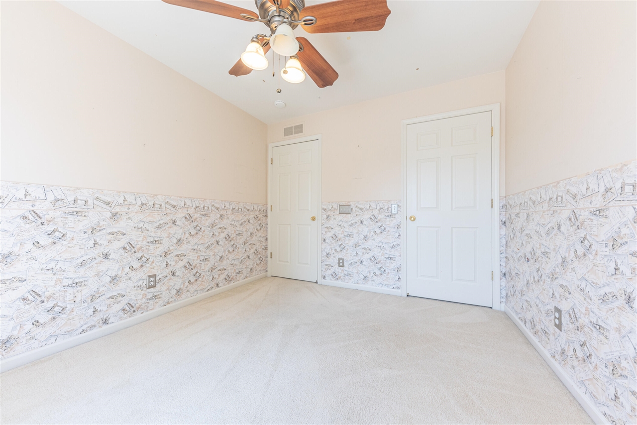 7575 Warwick Drive Property Photo 27