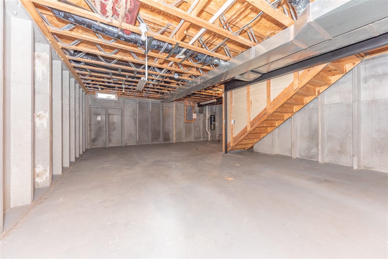 7575 Warwick Drive Property Photo 30