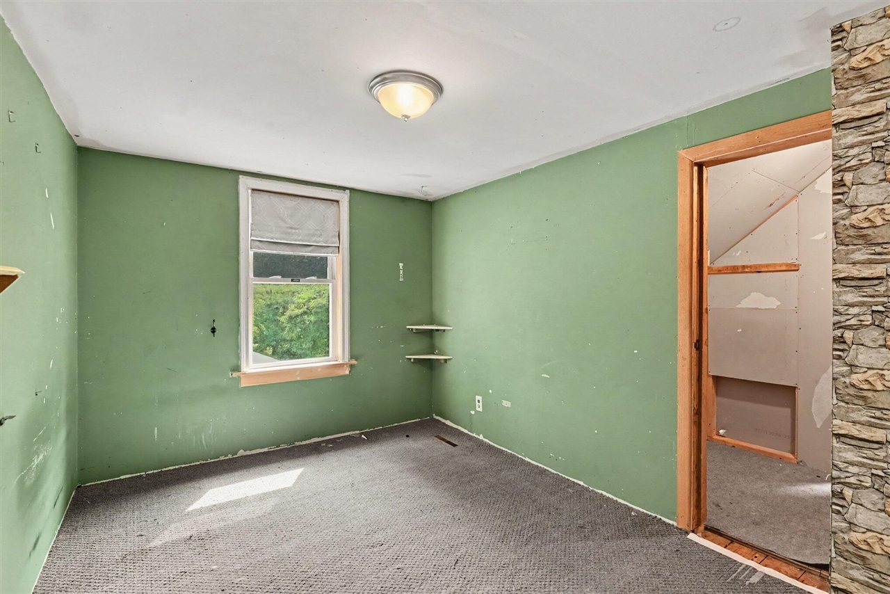 14525 Lakeshore Avenue Property Photo 14