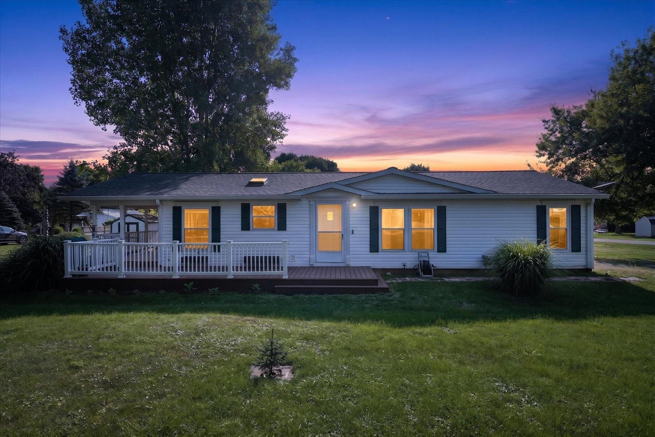 3280 Carlton Boulevard Property Photo 1