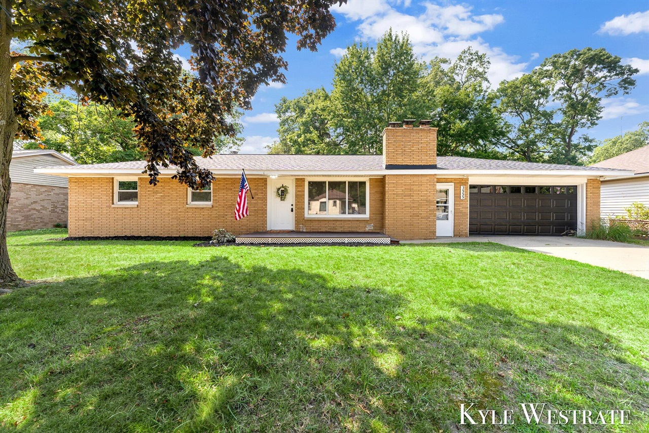 3555 Chippewa Drive Property Photo 1