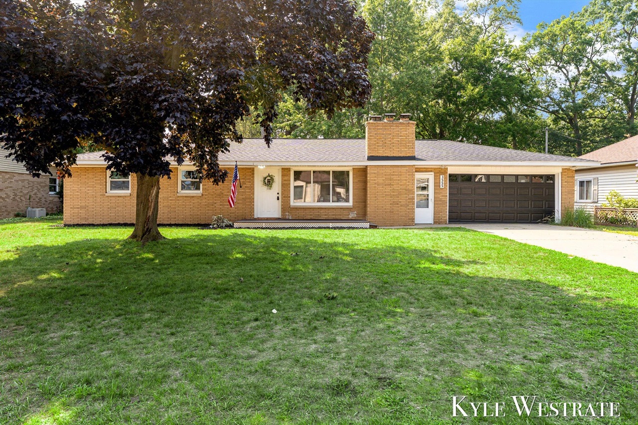 3555 Chippewa Drive Property Photo 3