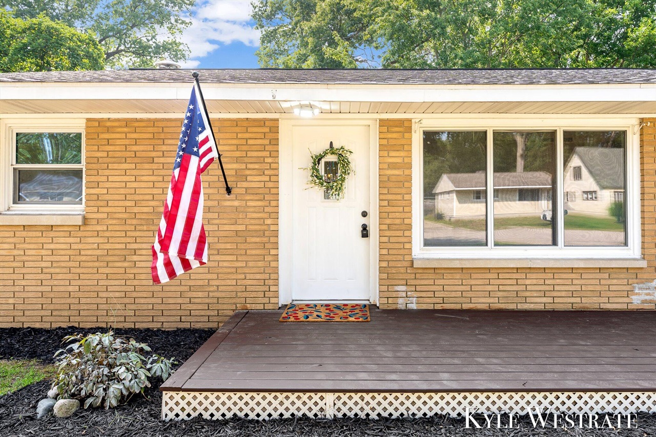 3555 Chippewa Drive Property Photo 4