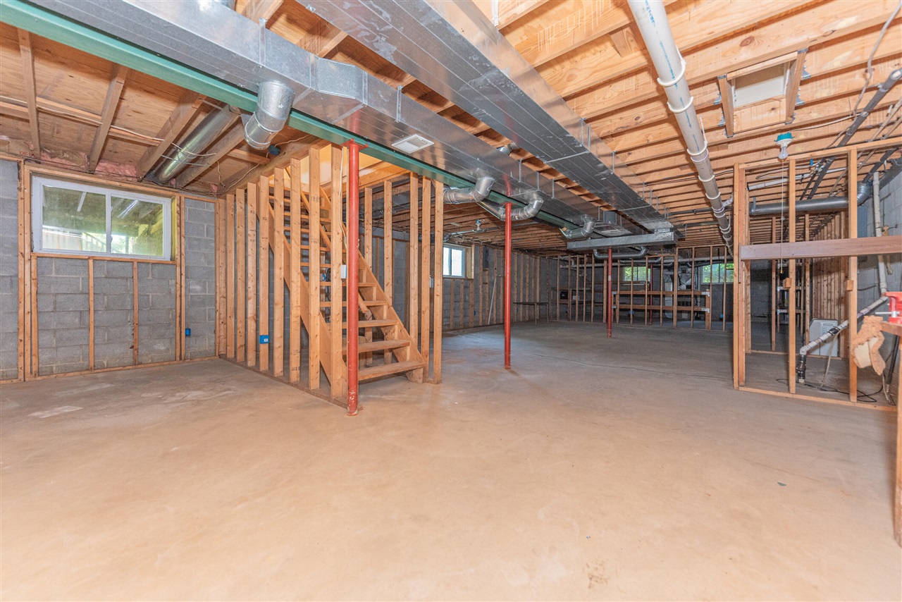 8002 Willow Road Property Photo 35