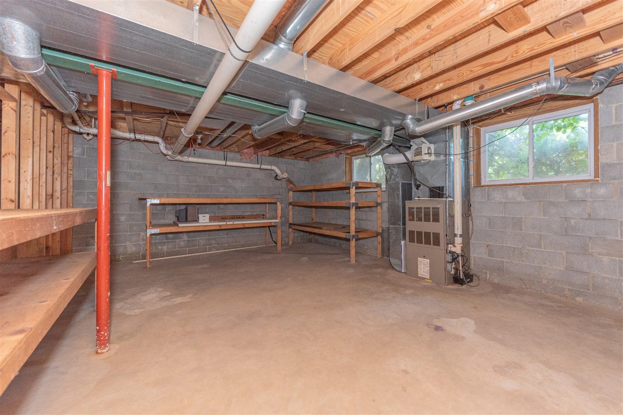8002 Willow Road Property Photo 38