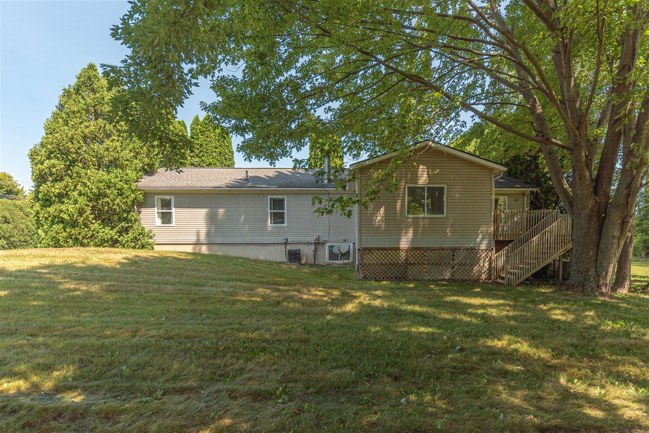 8002 Willow Road Property Photo 42