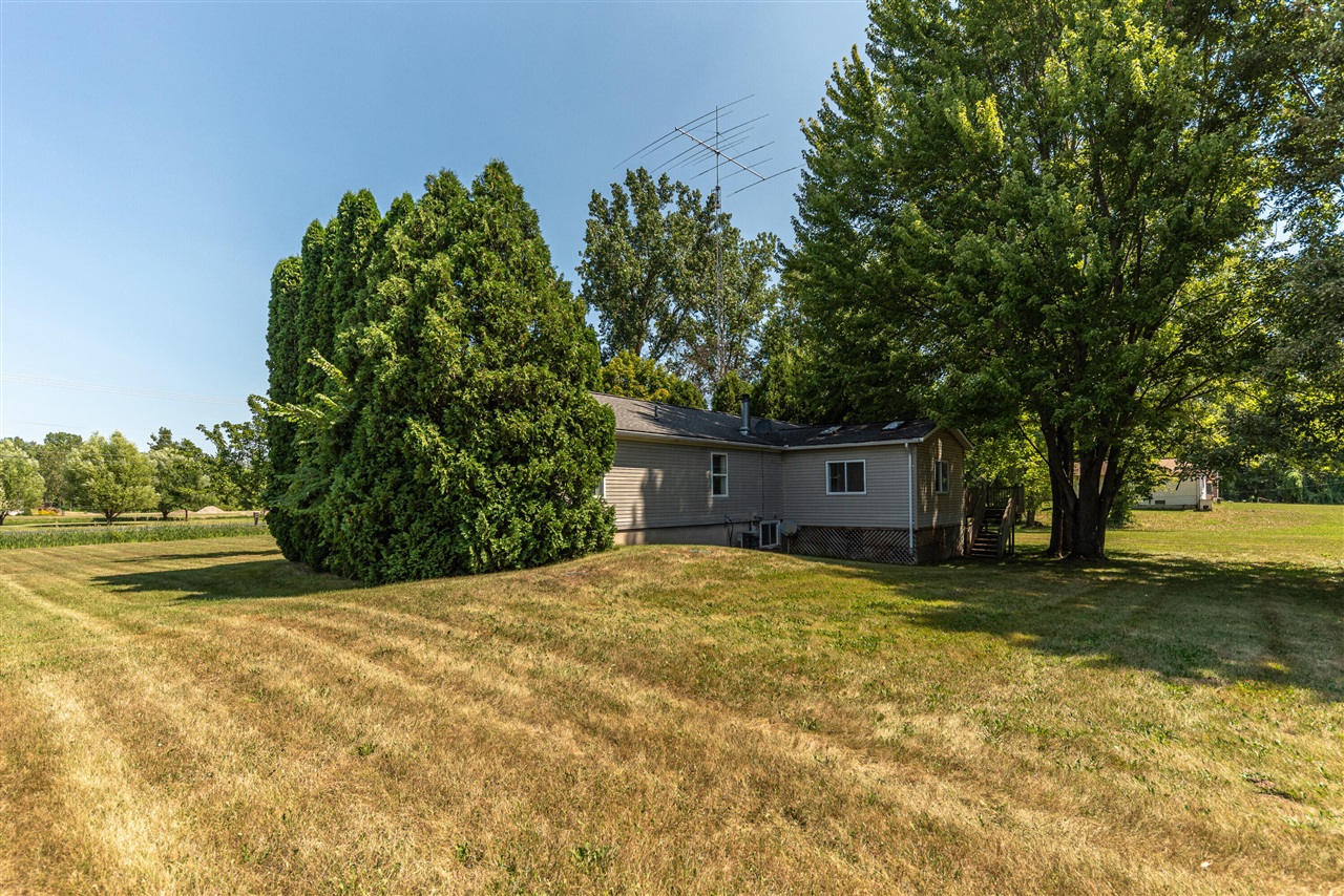 8002 Willow Road Property Photo 43