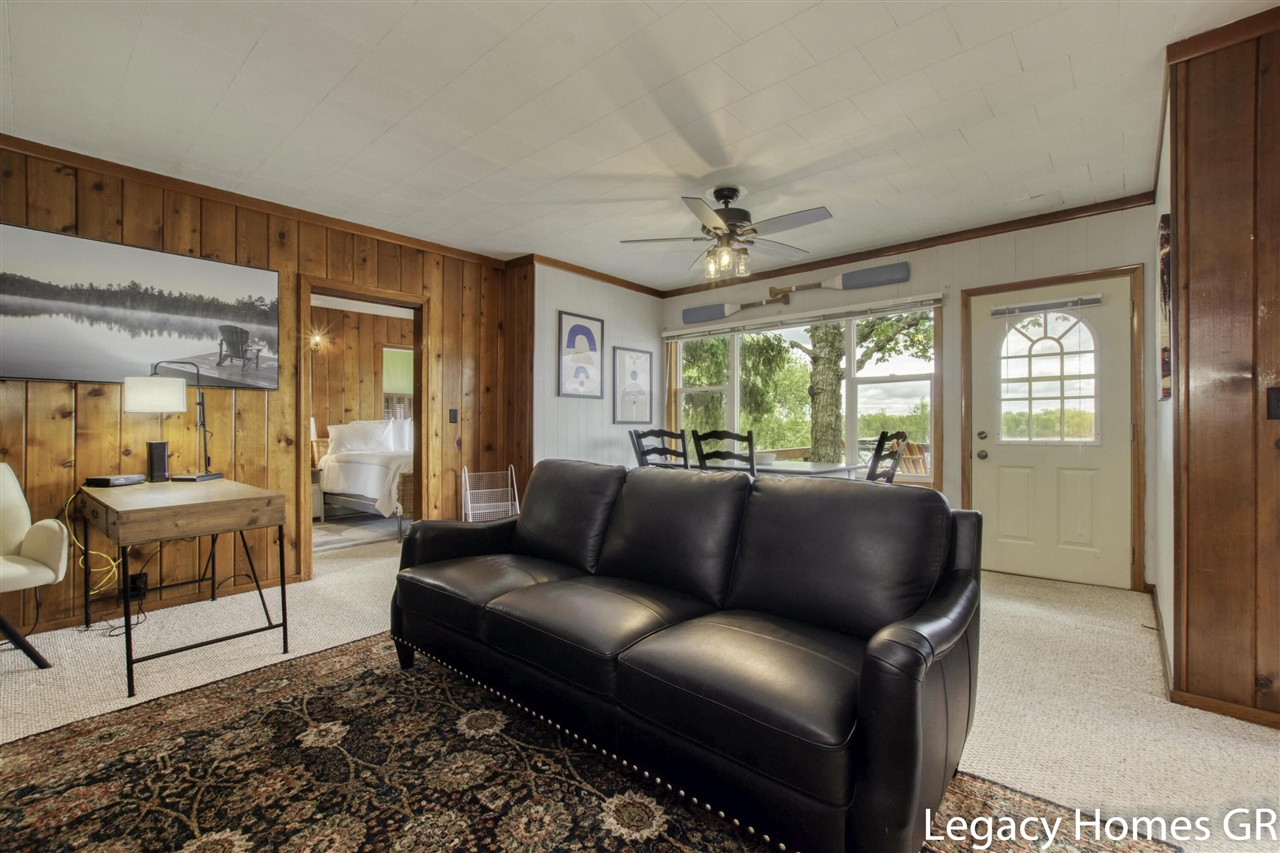 762 Parkwood Drive Property Photo 13