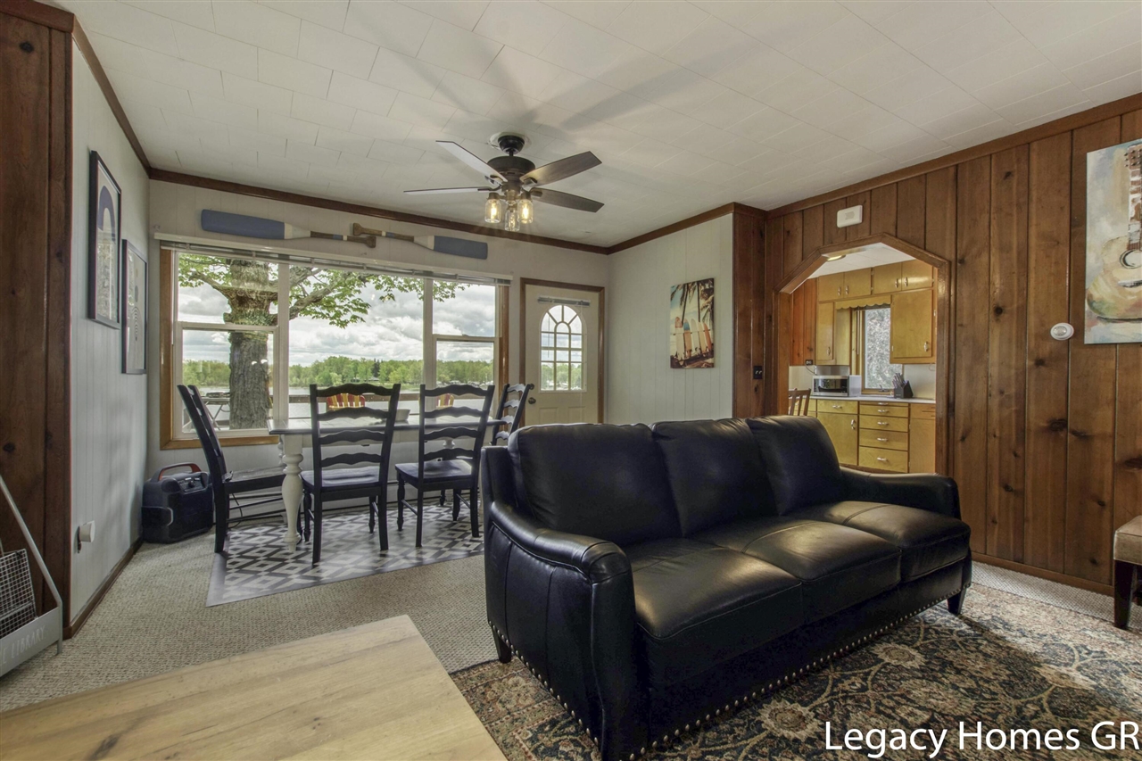 762 Parkwood Drive Property Photo 14
