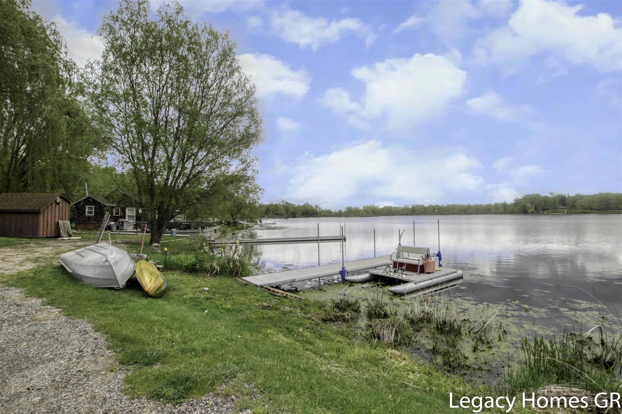 762 Parkwood Drive Property Photo 24